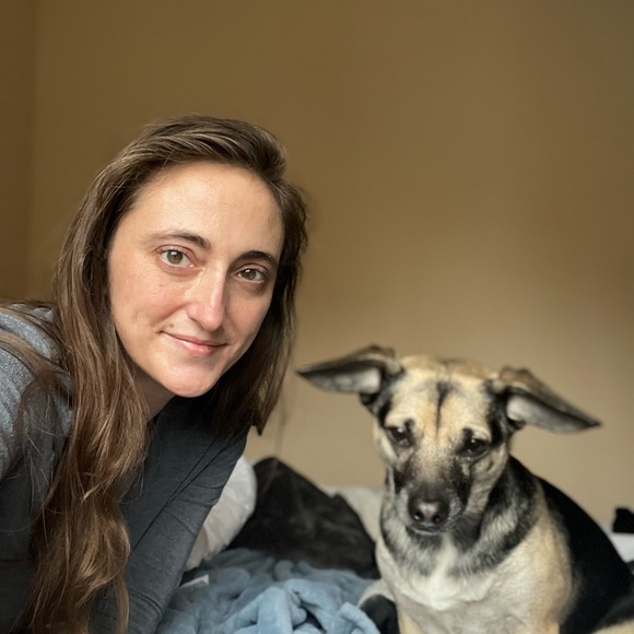 Meet your Posher, Christina - Picture 1 of 2